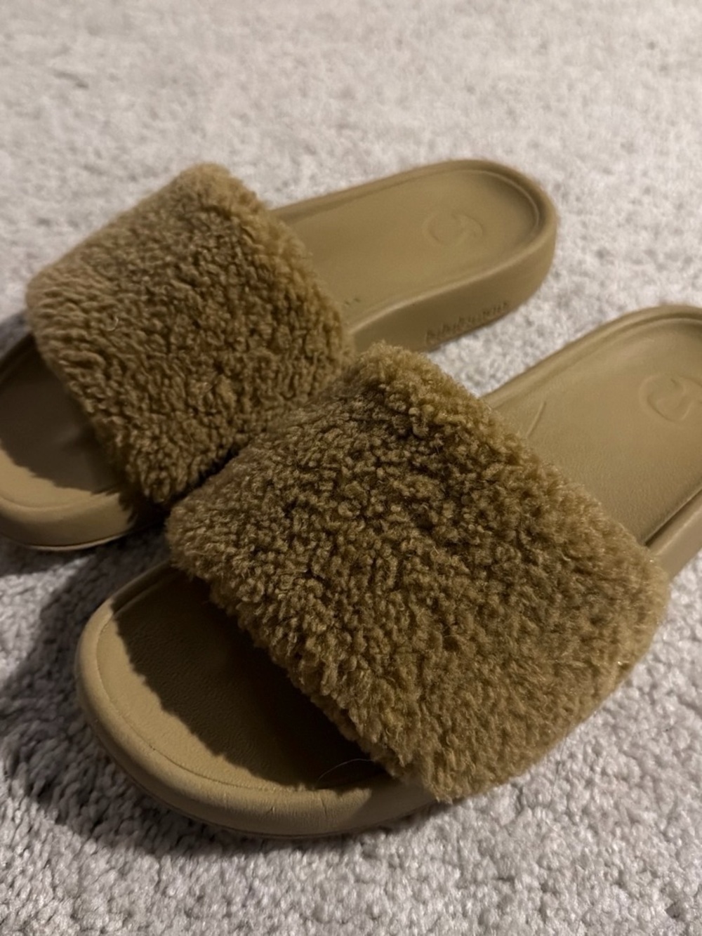 Lululemon Fleece Restfeel Slides